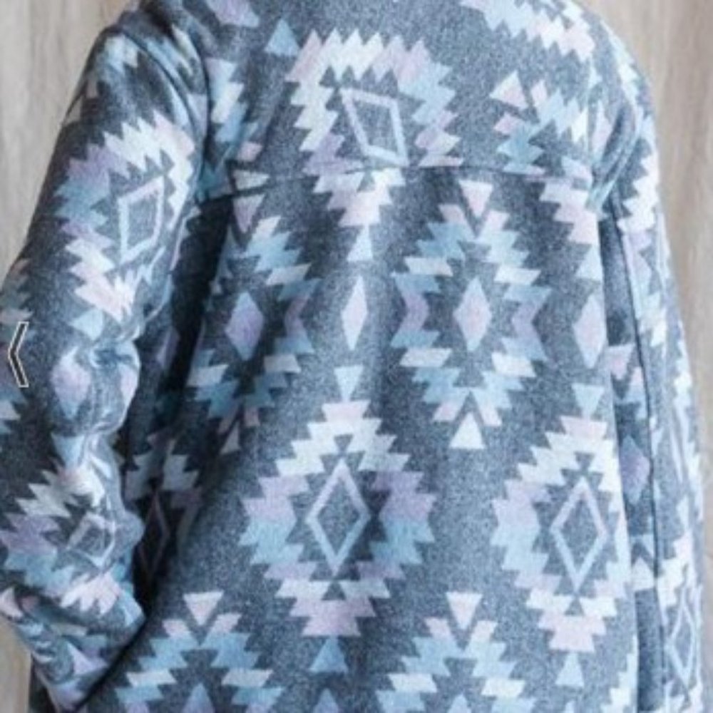 Oversized Jacket Shacket with Pockets Size Large Gray Blue multi New - Picture 11 of 15